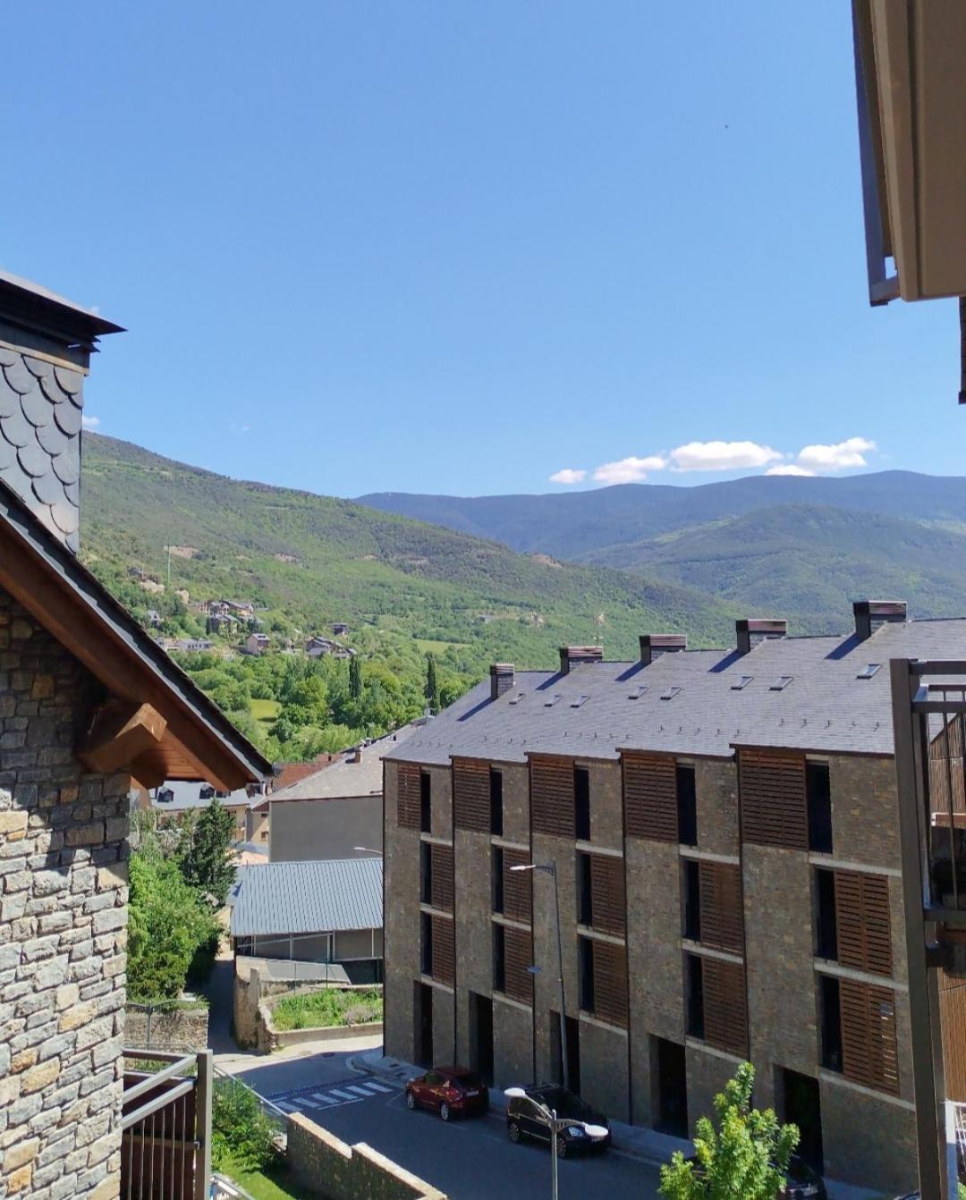 Apartaments Sort Pirineus Exteriér fotografie